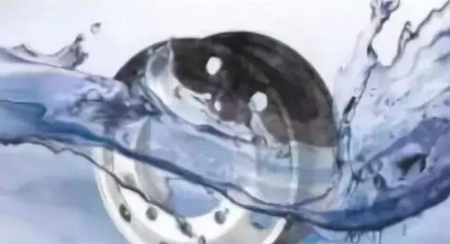 鑄(zhù)造與鍛造的(de)區别,90%的車友(yǒu)都不知道