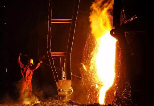 鋼殼中頻爐漏(lòu)爐、穿爐事故預防(fang)措施